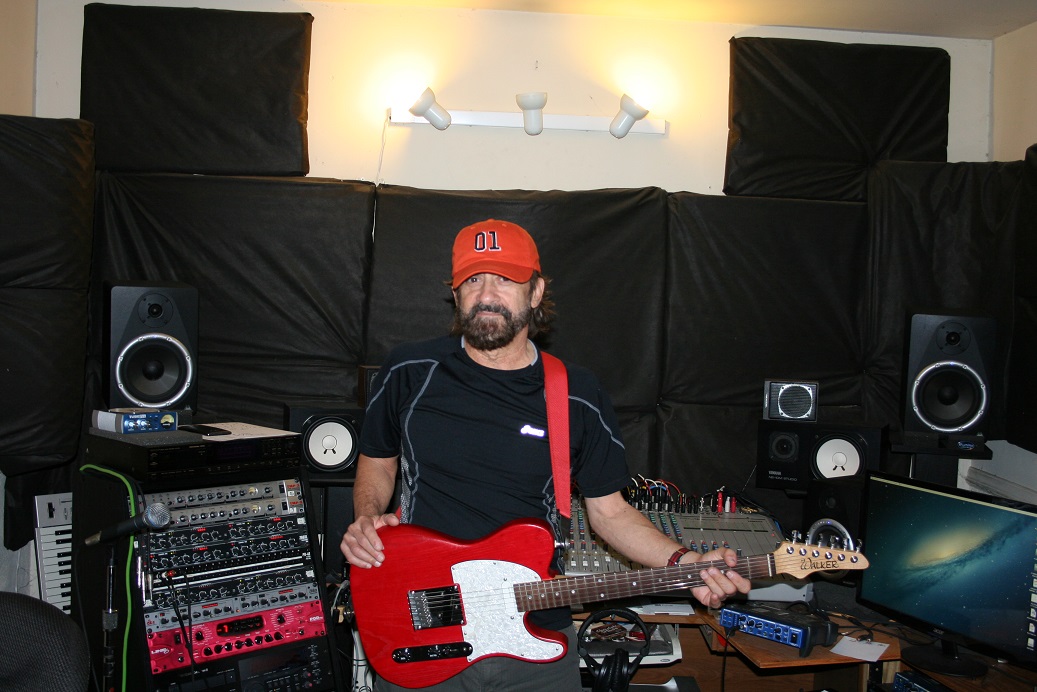 Guy Walker - Studio - Walker Guitar