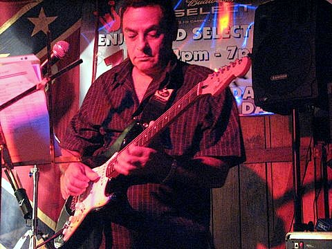 Simri Dones - Cracker House