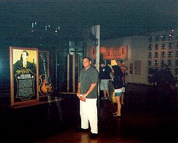 Simri Dones & Chet Atkins